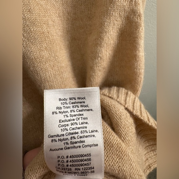 Aritzia Babaton Perry Sweater - Picture 5 of 6